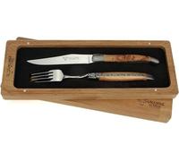 - 1 cuchillo para carne y 1 tenedor en el juego de cubiertos.- Mango de madera de tejo.- Producto original de Francia, con certificado
