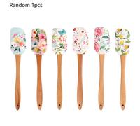 1 espátula de silicona con estampado floral de estilo aleatorio y mango de madera, rascador de cocina para hornear y repostería, accesorios para interiores de RV, no eléctrica, utensilio de