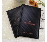 50 sobres acolchados de burbujas personalizados con bolsa de envío impresa para joyería, sobre postal para paquete de ropa de maquillaje, negro mate, 18x13cm