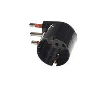 Adaptador angular Schuko de 90° que ahorra espacio