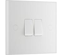 BG Interruptor eléctrico de Doble Pared, 2 vías, Borde Cuadrado, Serie Nexus 900, Moldeado Blanco, 20A, 16AX, 942