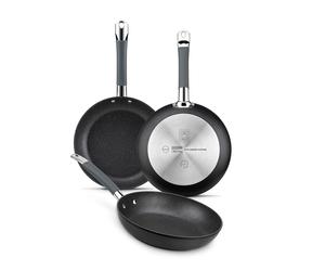 BRA Master - Set de 3 sartenes Aluminio Forjado - 20, 24 y 28 cm - Antiadherente - Apto para Inducción y Horno - Mango con Silicona Anticalor - Superficie Ultra Resistente