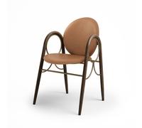 Brdr. Silla de Comedor Krüger Arcade con Estructura de Metal Latón y Roble Ahumado y Tapizado en Cuero Brandy