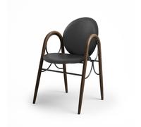 Brdr. Silla de Comedor Krüger Arkade con Estructura de Metal Negro y Roble Ahumado y Tapizado de Cuero Negro