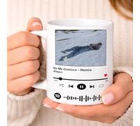 C&P Taza personalizada con foto y texto ENUNCIADO, pasar el enlace de la cancion. 350 ML en color Blanco brillo
