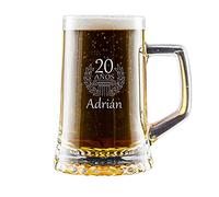 Calledelregalo Regalo personalizado para cumpleaños: Jarra de cerveza grabada con el nombre y la edad que tú quieras - Jarra de cristal de 510 ml. con estuche negro de regalo