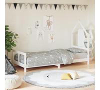 Cama infantil blanca de 80x200 cm, fabricada en madera maciza de pino. Es una cama tipo "casa" con una altura de entrada baja, cuenta con una rejilla para una buena ventilación y es adecuada para niño