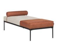 Chaise Longue Elegante Patas De Hierro Negras Muebles De Sala De Estar De Lino Sintético Beige Claro Y Marrón Dorado Malmos