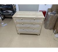 Cómoda con cajones, mueble auxiliar, versátil, espaciosa. Cómoda de color roble natural, fabricada con material de alta calidad (madera y metal)