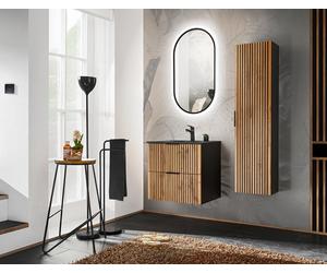 Conjunto de muebles de baño individual: lavabo empotrado de 60 cm, mueble auxiliar y espejo LED Gaia. Material: madera y . Lavabo: