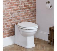 Conjunto de WC Tradicional con Inodoro Adosado - Tapa Blanca - Bisagras Color Oro Cepillado