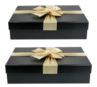 Emartbuy Conjunto de 2 Rígido Lujo Caja de Regalo de Presentación en Forma de Rectángulo, 24.5 cm * 17 cm * 6.5 cm, Caja Negra Texturizada Con Tapa, Interior Impreso Cinta de Raso Beige y Oro