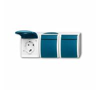 Enchufe múltiple Busch-Jaeger SCHUKO, modelo 2300/3EW-53, 16A, horizontal, con tapas abatibles, color azul océano, 1 unidad.