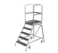 Escalera con tarima de ascenso por un lado MUNK, plataforma y escalones de rejilla