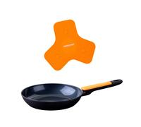 Fackelmann Set de Cocina, incluye Sartén Soft 24 cm Aluminio Reciclado con Mango Suave Soft Touch, Revestimiento Cerámico Greblon CK2 sin PFA, incluye Salvamanteles Magnético de Silicona