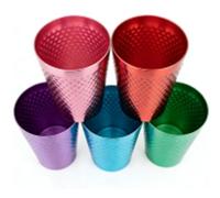 Fafeicy Vasos de Metal para Beber, Vasos de Cerveza de Aluminio, Juego de 5 Recipientes para Bebidas Livianos Martillados, 8,3 X 5,8 X 11,2 Cm para Acampar, Picnic, Fiesta, Uso Familiar Al Aire