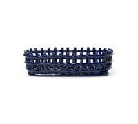 Ferm Living Cesta ovalada Ceramic trenzada 15x30 cm azul