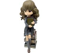 Figura de Harry Potter Hermione "Pila de Grimorios" marca Plastoy