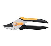 Fiskars Tijeras de jardín Bypass para Ramas y ramitas Frescas, Recubrimiento Antiadherente, Cuchillas y Mangos de Acero, Negro/Naranja, Solid, P331, 1057163