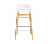 Normann Copenhagen Taburete de bar Form Chair con patas de roble blanco