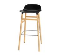 Normann Copenhagen Taburete de bar con patas de roble Form negro