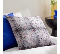 furn. Cojín con Relleno Rico en Plumas de Jacquard a Cuadros Connie de Heya Home