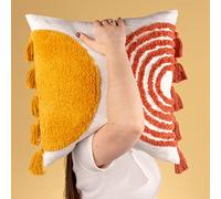 furn. Cojín con Relleno Rico en Plumas y borlas de Heya Home Archow