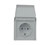 GIRA 445466 - Enchufe blanco brillante con tapa abatible IP44