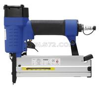 GRAPADORA Y CLAVADORA NEUMATICA PARA GRAPAS CLAVOR FERVI 0585
