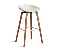 HAY Taburete alto About a Stool 32 con base de nogal 2.0 Crema melange-soporte de acero inoxidable