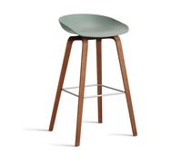 HAY Taburete alto About a Stool 32 con base de nogal 2.0 Verde otoñal-soporte de acero inoxidable