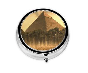 HMBGFW The Majestic Pyramid - Caja de almacenamiento de píldoras compacta con 3 espacios, portátil, circular, de metal, perfecta para viajes, cartera o uso de bolsillo