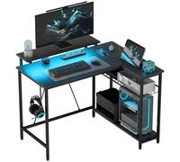 HOMCOM Escritorio con ángulo reversible, LED, 2 enchufes y 2 puertos USB, 107x80cm, escritorio para ordenador con estante, soporte para monitor, cesta ajustable y control remoto, para estudio,