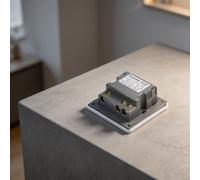 Interruptor de gestión de energía del hotel con sensor de tarjeta sin inducción de 125 KHz y función de retardo de potencia de 15-20 segundos para sistemas de 40-220 V (blanco)