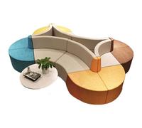 Juego de sofá y mesa curvos, diseño minimalista para oficina moderna o vestíbulo de hotel, banco cómodo con aspecto elegante, ideal para espacios contemporáneos