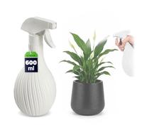 KADAX Botella pulverizadora de plástico de 600 ml con recipiente de bola, pulverizador de agua vacío para limpieza del hogar, jardín, peluquería, plantas y flores (blanco)