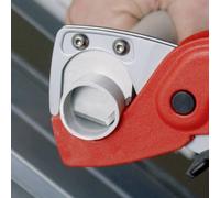Knipex Cortador PlastiCut® 90 20 185 para mangueras y tuberías de plástico