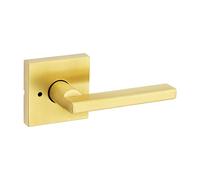Kwikset Halifax - Manija de puerta de privacidad interior con cerradura, palanca de puerta para baño y dormitorio, latón satinado, reversible, sin llave, con protección Microban