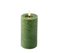Lumineo Vela LED con función de temporizador, 7 x 15 cm, cera con efecto parpadeante, funciona con pilas, color verde oscuro, blanco cálido