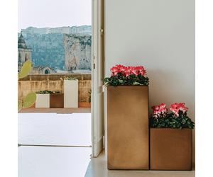 Maceta antracita de resina 40x40 Cm alta 80 cm mod. Cube Top