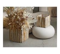 Macetero cuadrado madera 35 cms. s/2 35dx30 cms. El mejor complemento para tu hogar lo encontrarás aquí.