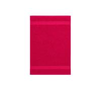 Marks & Spencer | Toalla suave y absorbente de algodón puro, de secado rápido, con tecnología StayNew™ para una frescura duradera.