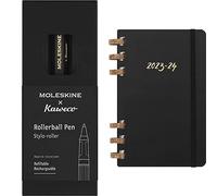 Moleskine x Kaweco Bolígrafo Rollerball Recargable de Plástico ABS, Recambio de 0,7 mm con Tinta Negra Incluida, Negro + Académica Semanal y Mensual 2023-2024, 12 Meses, Tapa Dura, 15x21 cm, Negro