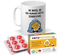 mundohuevo Regalo Pack Original para Amigos, Pareja, Familia y Oficina | Taza Divertida “Nivel de hoy: Sobrevivo” 350 ml + 12 Caramelos de broma en blister Sin Azúcar con sabor cereza.
