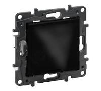 Niloe Step - Toma de corriente de pared empotrable