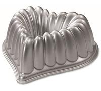 Nordic Ware 55548 de Aluminio Fundido Corazón Elegante Bundt Pan [Cocina] (japón importación)