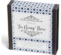 Para ti, porque estás ahí: Una pequeña caja con velas relajantes en tonos algodón y gris. 12 velas de cera de abeja pura y un soporte de cerámica para la relajación