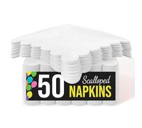 Party Solids Servilletas festoneadas blancas desechables, 50 unidades, 2 capas, papel festoneado blanco, 4.5 x 4.5 pulgadas, plegadas, para uso diario, fiestas de cóctel y suministros de fiesta