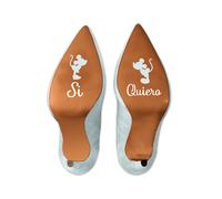 Pegatina "Sí Quiero" con los adorables ratones Mickey y Minnie para la suela de tus zapatos de boda. Este vinilo decorativo es ideal para novios y novias, añade un toque divertido y personalizado a tu