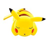 Pokémon - Figura de Luz Pikachu Acostado - Inalámbrico - 2 Modos de Iluminación - 3xAAA Baterías No Incluidas - Amarillo